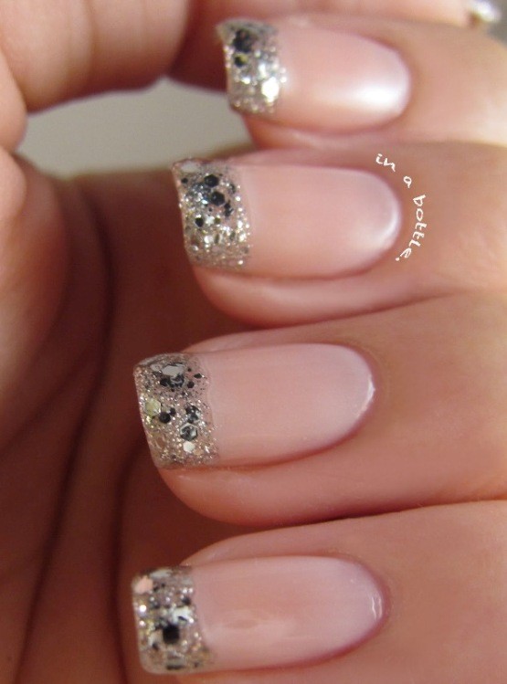 glitter-nail-art-ideas-43 89+ Glitter Nail Art Designs for Shiny & Sparkly Nails