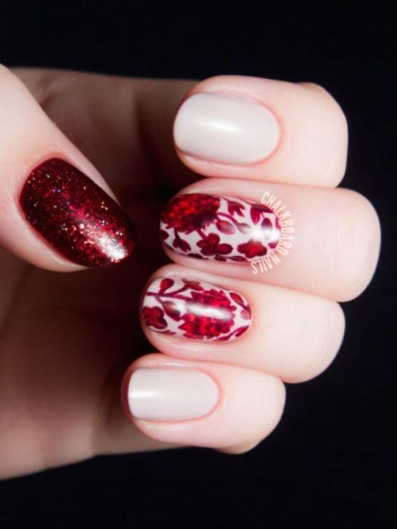 glitter nail art ideas 69 89+ Glitter Nail Art Designs for Shiny & Sparkly Nails - 71