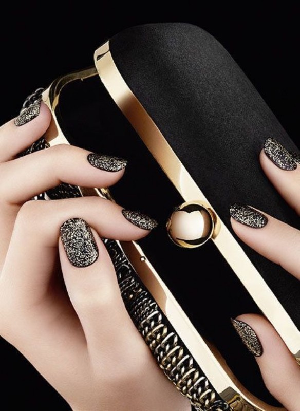 glitter nail art ideas 74 89+ Glitter Nail Art Designs for Shiny & Sparkly Nails - 76
