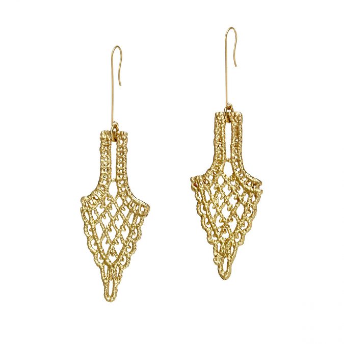 20 Hottest Earring Trends for Women 13 image019 20 Hottest Earring Trends for Women - 13