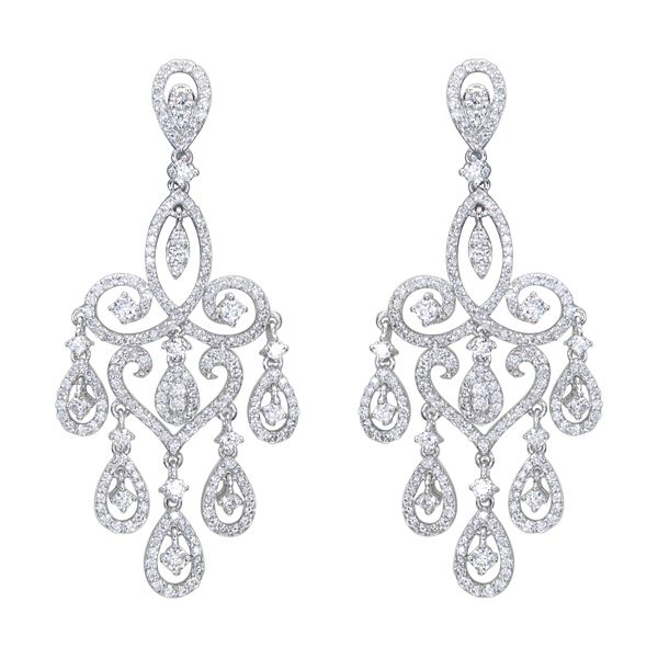 20 Hottest Earring Trends for Women 16 image023 20 Hottest Earring Trends for Women - 16