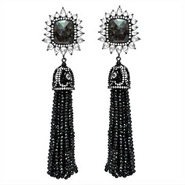 20 Hottest Earring Trends for Women 19 image026 20 Hottest Earring Trends for Women - 19