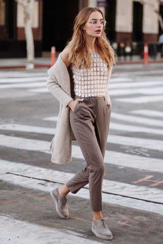 10+ Coolest Back-to-School Outfit Ideas This Year 107 monochrome look for school 8 10+ Coolest Back-to-School Outfit Ideas This Year - 107