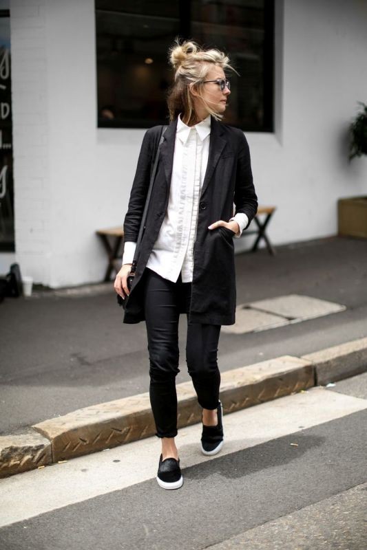 10+ Coolest Back-to-School Outfit Ideas This Year 108 monochrome look for school 9 10+ Coolest Back-to-School Outfit Ideas This Year - 108