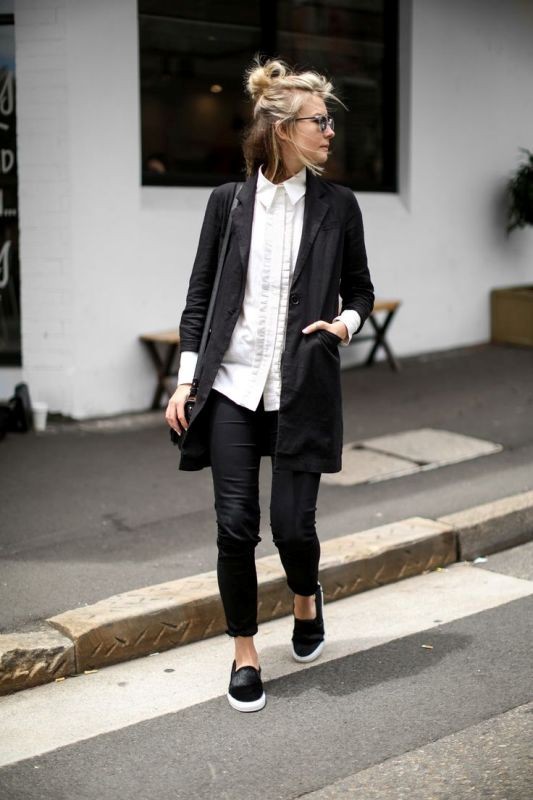 monochrome look for school 9 10+ Coolest Back-to-School Outfit Ideas This Year - 108