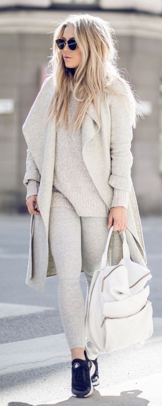 10+ Coolest Back-to-School Outfit Ideas This Year 99 monochrome look for school 10+ Coolest Back-to-School Outfit Ideas This Year - 99