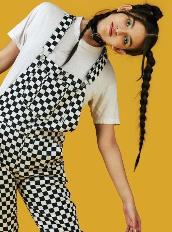 10+ Coolest Back-to-School Outfit Ideas This Year 134 overalls for school 21 10+ Coolest Back-to-School Outfit Ideas This Year - 134