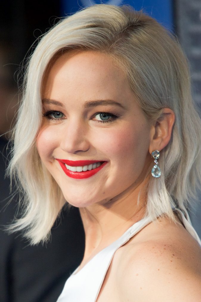 platinum blonde hair Jennifer Lawrence 16 Celebrity Hottest Hair Trends for Summer - 38