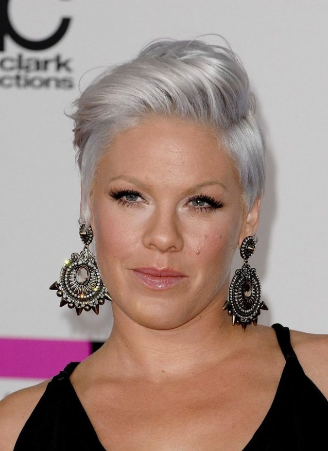 16 Celebrity Hottest Hair Trends for Summer 39 silver hair 2 16 Celebrity Hottest Hair Trends for Summer - 39