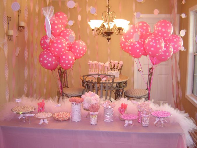 birthday party in small spaces house 15 Creative Ideas for Hosting Party in Small Spaces - 5