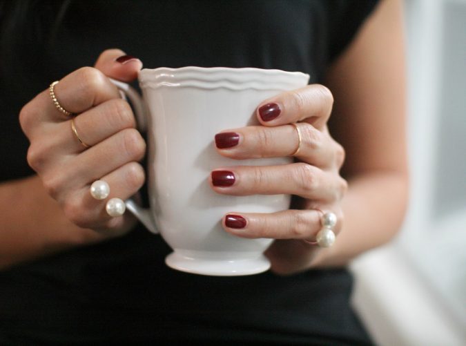 18 New Jewelry Trends for This Summer 8 double pearl rings 18 New Jewelry Trends for This Summer - 8