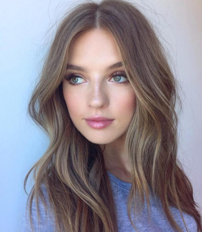 face frame Best hairstyles for straight thin hair - Give it FLAIR! - 17