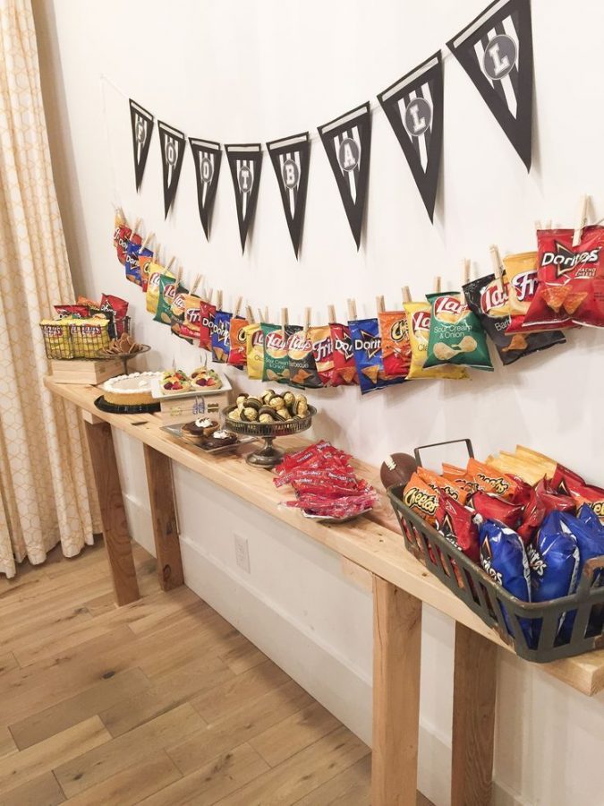 home party snacks 15 Creative Ideas for Hosting Party in Small Spaces - 13