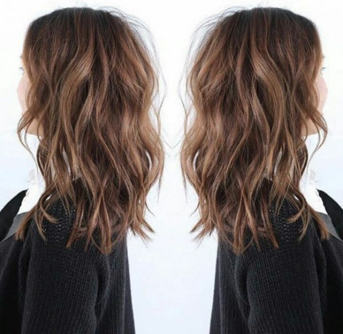 large-loose-hair-waves-675x657 Best 2020 hairstyles for straight thin hair - Give it FLAIR!