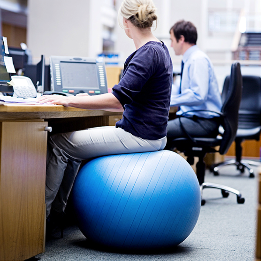 should you use exercise ball instead of office chair greate Benefits of using Yoga Ball Chair for your Home or Office - 11