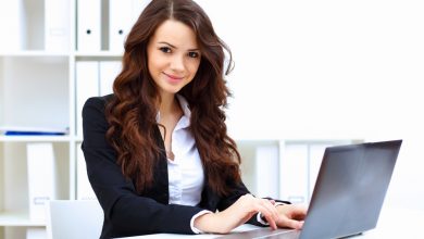 young business woman in office 1 12 Helpful Grooming Tips For Women in Traditional Workplaces - 50