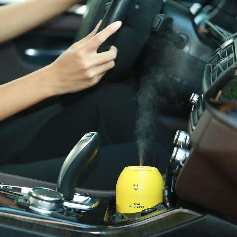 5 Common Car Smells.. And How To Remove Them?