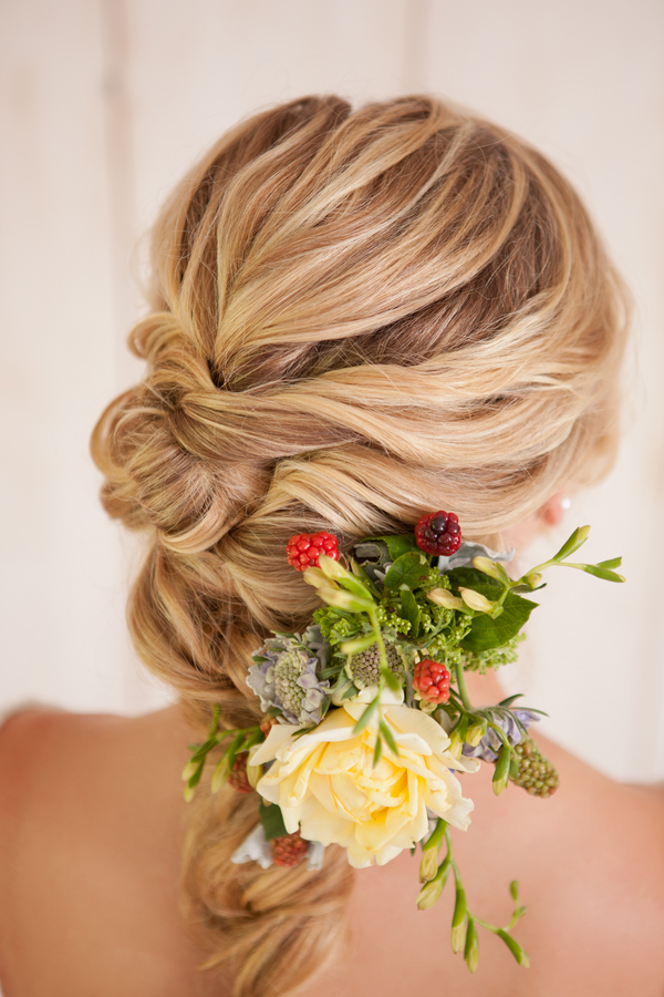 French Braid Flower Twists 12 Wedding Day Killer Hairstyles for Curly Hair - 21