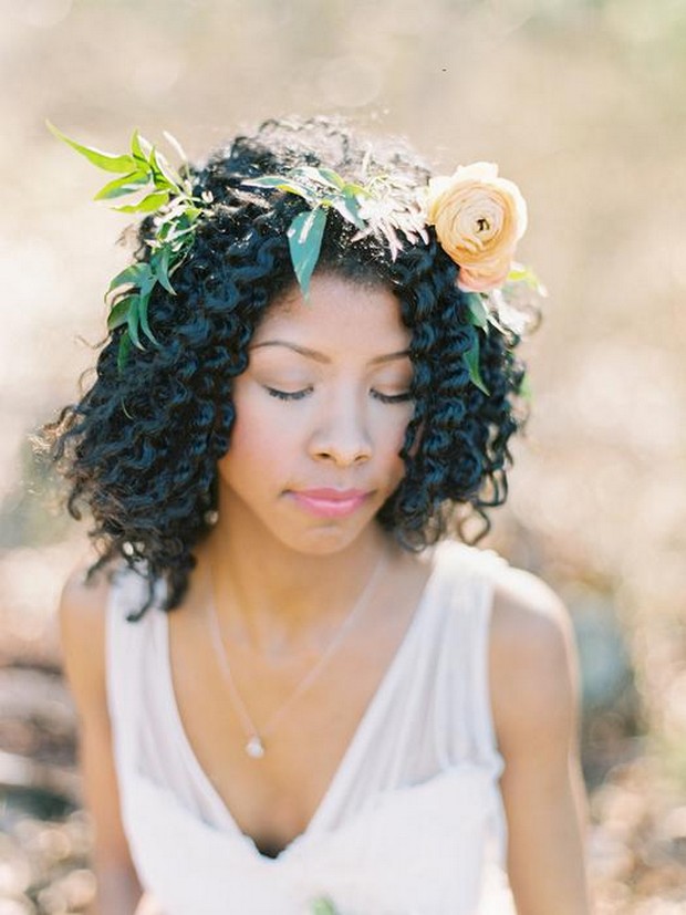 Natural-flower-crown-wedding-hairstyle 12 Wedding Day Killer Hairstyles for Curly Hair