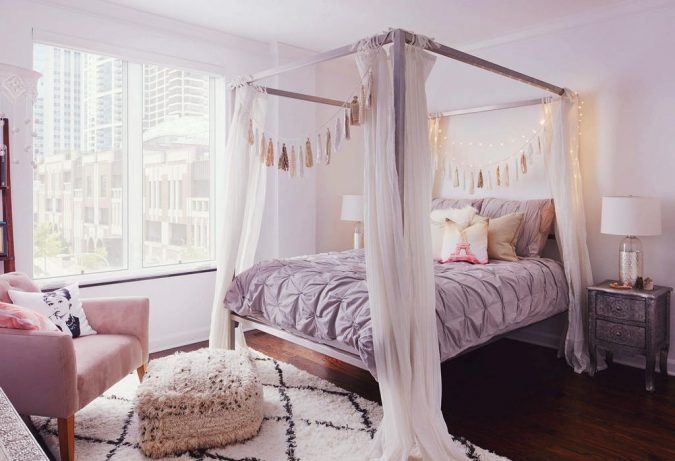 canopy-bed-bedroom-interior-design-7-675x461 Canopy Beds through History... 35+ Bedroom Designs