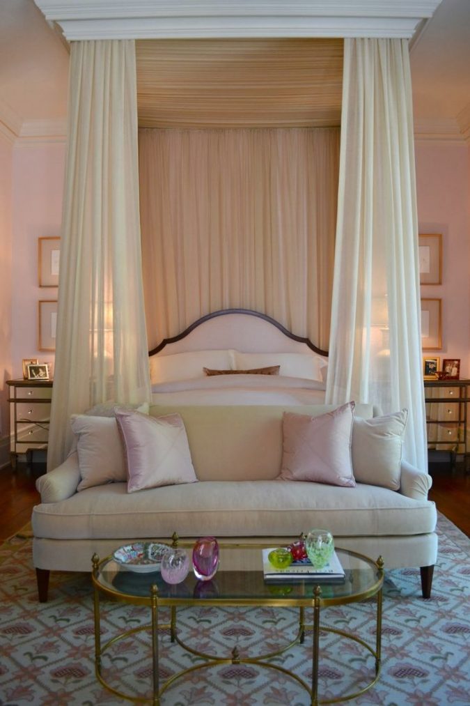 canopy-bed-luxurious-bedrooms-675x1013 Canopy Beds through History... 35+ Bedroom Designs