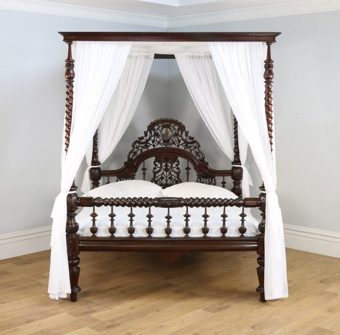 Canopy Beds through History... 35+ Bedroom Designs