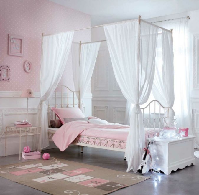 children-canopy-bedroom-675x662 Canopy Beds through History... 35+ Bedroom Designs