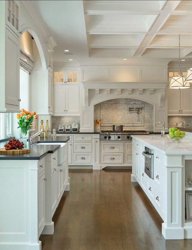 classic white kitchen Top 10 Best White Bright Kitchen Design Ideas - 7