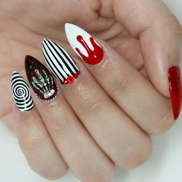 85+ Seriously Spooky Halloween Nail Art Ideas 35 halloween nail ideas 102 85+ Seriously Spooky Halloween Nail Art Ideas - 35