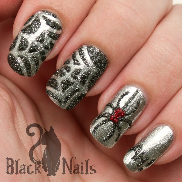 85+ Seriously Spooky Halloween Nail Art Ideas 38 halloween nail ideas 105 85+ Seriously Spooky Halloween Nail Art Ideas - 38
