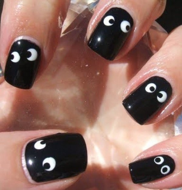 85+ Seriously Spooky Halloween Nail Art Ideas 117 halloween nail ideas 114 85+ Seriously Spooky Halloween Nail Art Ideas - 117