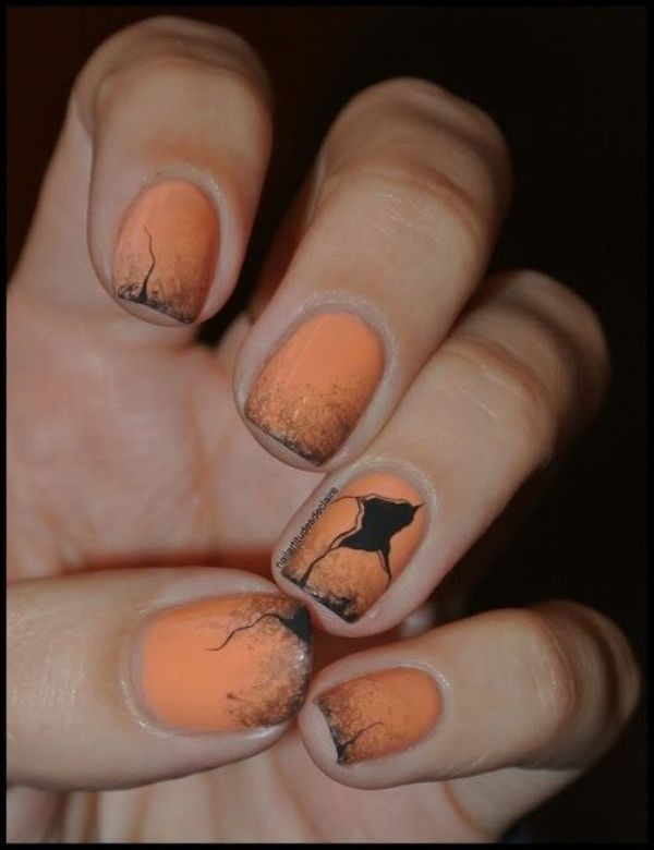 85+ Seriously Spooky Halloween Nail Art Ideas 142 halloween nail ideas 139 85+ Seriously Spooky Halloween Nail Art Ideas - 142