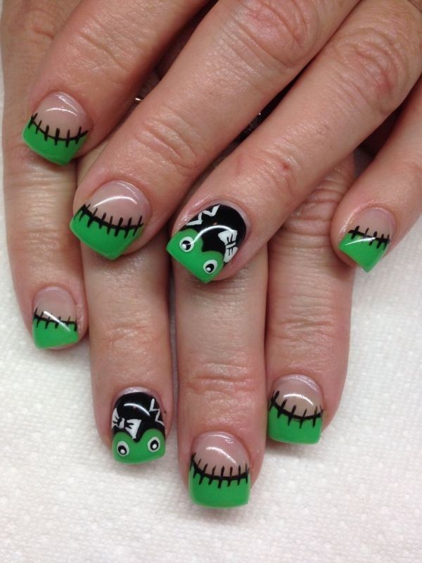 85+ Seriously Spooky Halloween Nail Art Ideas 150 halloween nail ideas 147 85+ Seriously Spooky Halloween Nail Art Ideas - 150