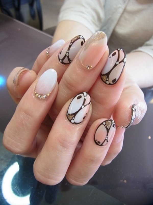 85+ Seriously Spooky Halloween Nail Art Ideas 158 halloween nail ideas 155 85+ Seriously Spooky Halloween Nail Art Ideas - 158