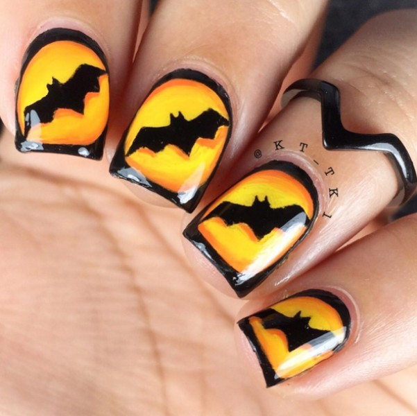 85+ Seriously Spooky Halloween Nail Art Ideas 168 halloween nail ideas 165 85+ Seriously Spooky Halloween Nail Art Ideas - 168