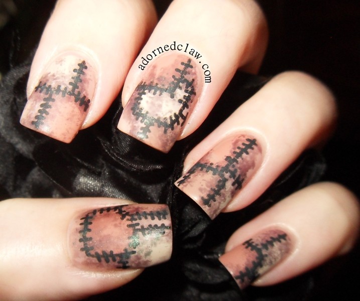 85+ Seriously Spooky Halloween Nail Art Ideas 189 halloween nail ideas 186 85+ Seriously Spooky Halloween Nail Art Ideas - 189