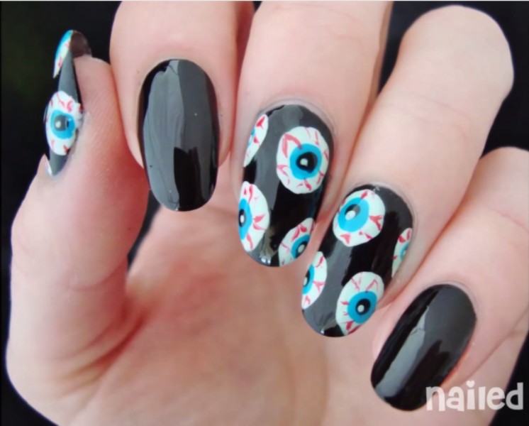 85+ Seriously Spooky Halloween Nail Art Ideas 192 halloween nail ideas 189 85+ Seriously Spooky Halloween Nail Art Ideas - 192