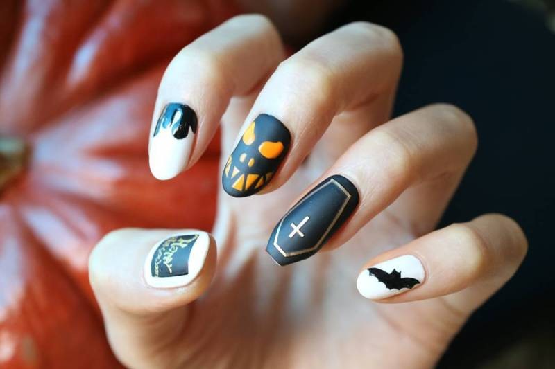 halloween nail ideas 205 85+ Seriously Spooky Halloween Nail Art Ideas - 208