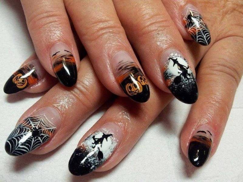 85+ Seriously Spooky Halloween Nail Art Ideas 216 halloween nail ideas 213 85+ Seriously Spooky Halloween Nail Art Ideas - 216