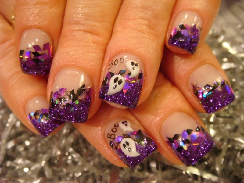 85+ Seriously Spooky Halloween Nail Art Ideas 225 halloween nail ideas 222 85+ Seriously Spooky Halloween Nail Art Ideas - 225