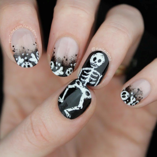85+ Seriously Spooky Halloween Nail Art Ideas 42 halloween nail ideas 33 85+ Seriously Spooky Halloween Nail Art Ideas - 42