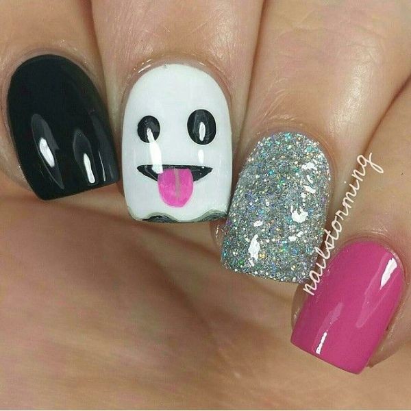 85+ Seriously Spooky Halloween Nail Art Ideas 66 halloween nail ideas 57 85+ Seriously Spooky Halloween Nail Art Ideas - 66