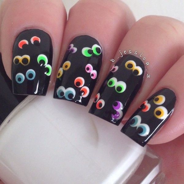 85+ Seriously Spooky Halloween Nail Art Ideas 67 halloween nail ideas 58 85+ Seriously Spooky Halloween Nail Art Ideas - 67