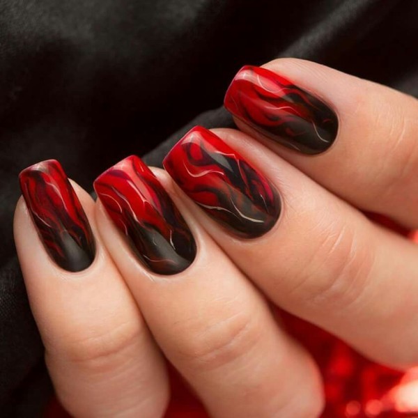 85+ Seriously Spooky Halloween Nail Art Ideas 87 halloween nail ideas 78 85+ Seriously Spooky Halloween Nail Art Ideas - 87