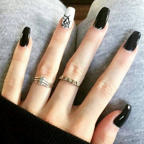 85+ Seriously Spooky Halloween Nail Art Ideas 89 halloween nail ideas 80 85+ Seriously Spooky Halloween Nail Art Ideas - 89