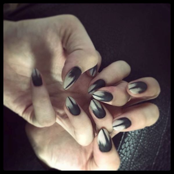 85+ Seriously Spooky Halloween Nail Art Ideas 92 halloween nail ideas 83 85+ Seriously Spooky Halloween Nail Art Ideas - 92