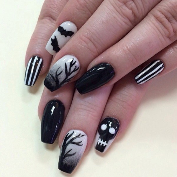 85+ Seriously Spooky Halloween Nail Art Ideas 101 halloween nail ideas 92 85+ Seriously Spooky Halloween Nail Art Ideas - 101