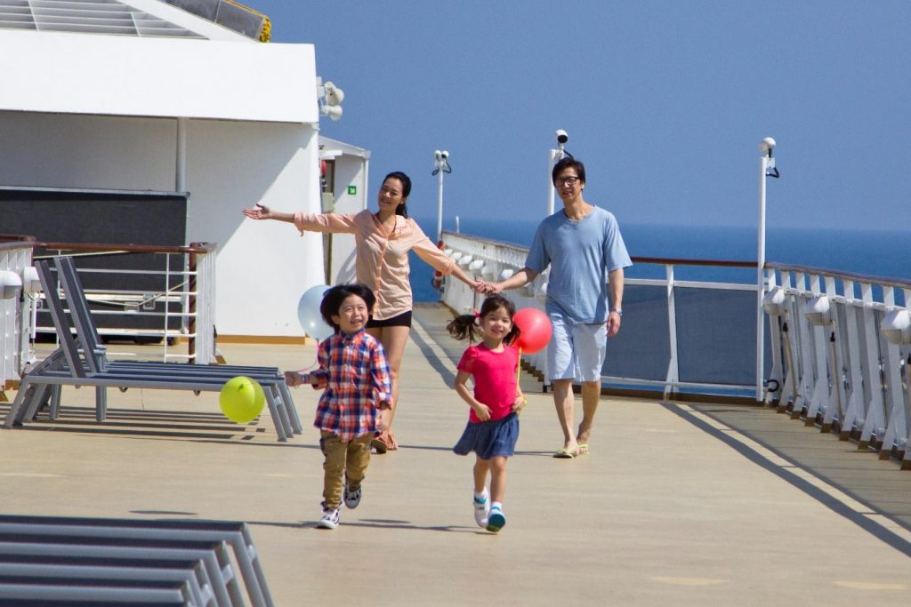 hassle-free-travel-1024x683 8 Reasons Why Your Next Holiday Should be a Cruise