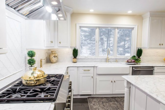 white kitchen 2 1 Top 10 Best White Bright Kitchen Design Ideas - 16
