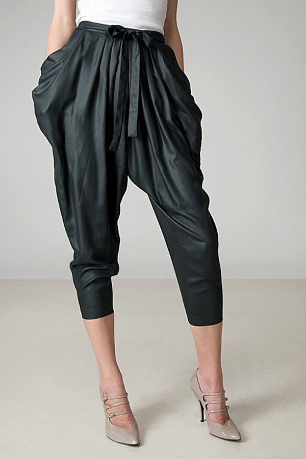 Harem pants 1 Know What's In and Out in the Fashion World - 8